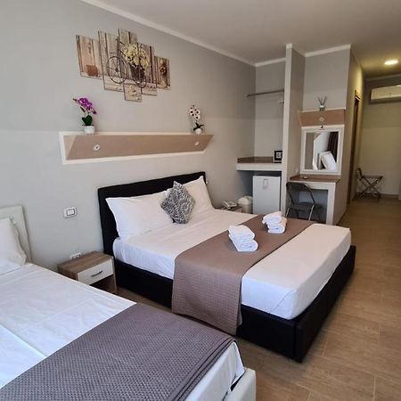 Atico Hotel Desenzano del Garda Luaran gambar