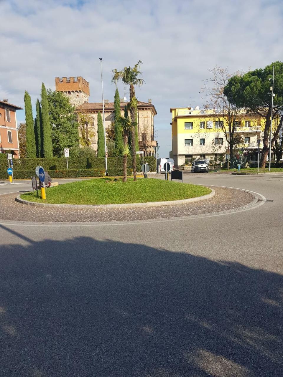 Atico Hotel Desenzano del Garda Luaran gambar